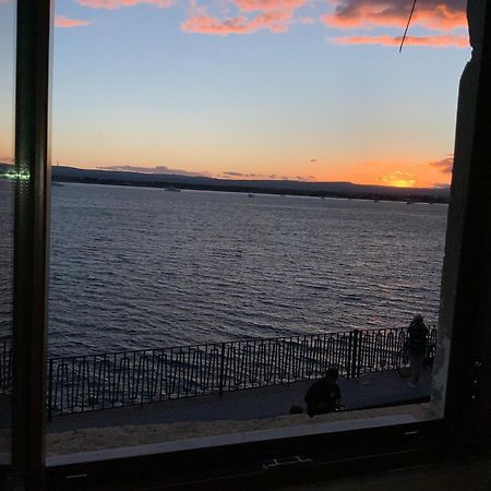 L'Alba E Il Tramonto Vista Mare Apartment Syracuse ภายนอก รูปภาพ